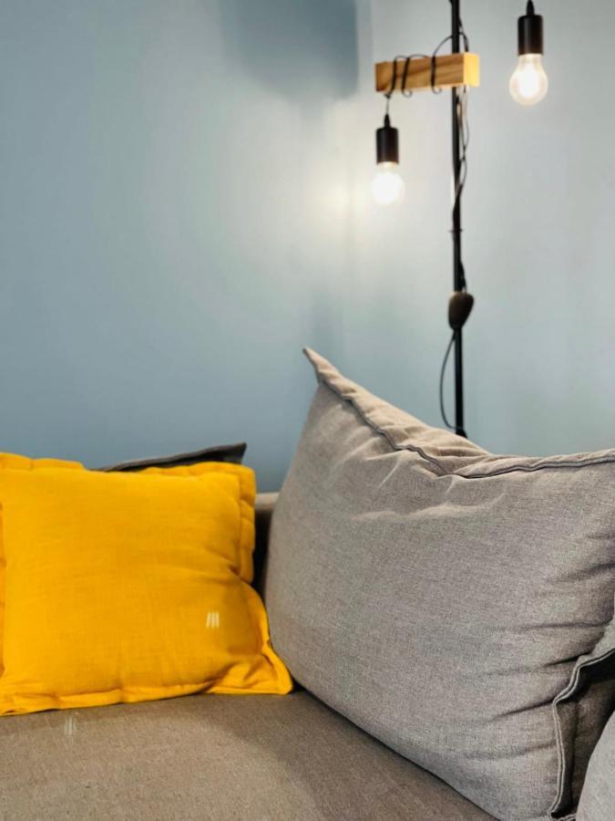 Bright Apartment In A New Building With Garage Tours Zewnętrze zdjęcie